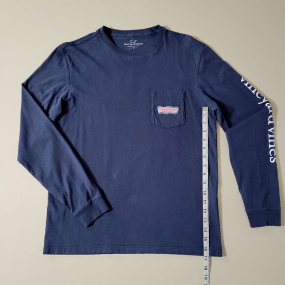 Vineyard Vines Garland Logo Box Long Sleeve Pocket Tee - Picture 8 of 16